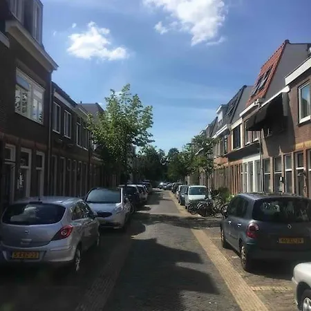 Familyhouse Close To & Apartamento Haarlem