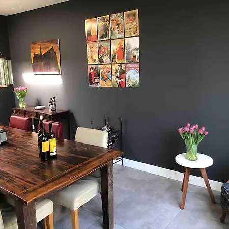 Familyhouse Close To & Haarlem
