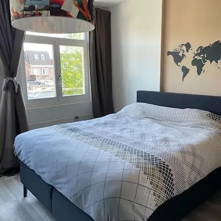 Familyhouse Close To & Haarlem
